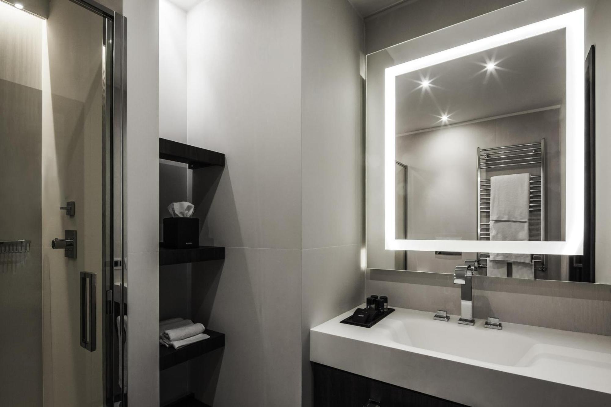 King Room with City View